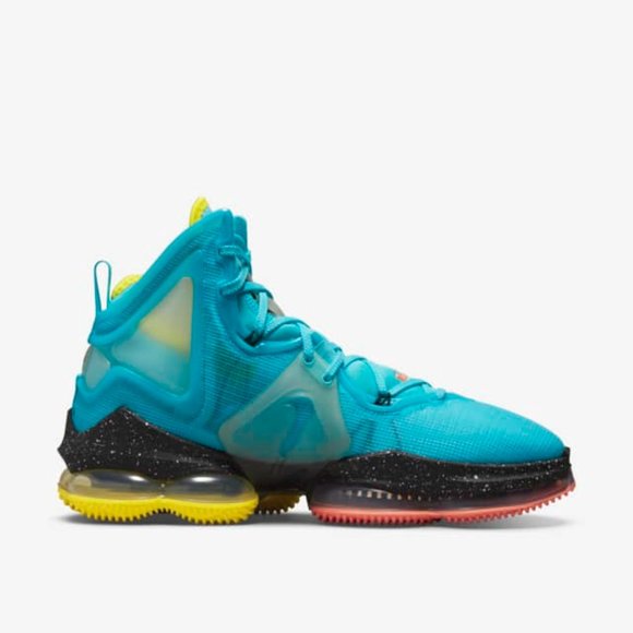 Nike Lebron 19 \